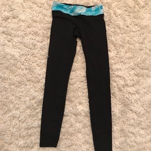 Black Lululemon Leggings with blue band